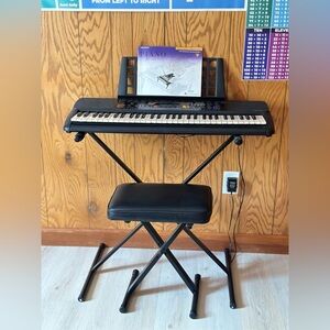 Yamaha PSR -195  portable Keyboard Piano